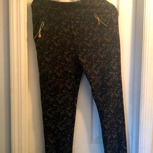 Never worn womens stretch pants